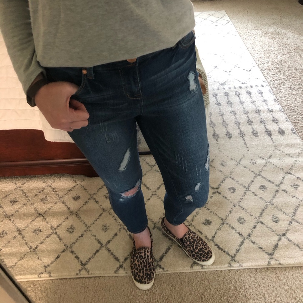 1822 ankle length distressed denim jeans size 28